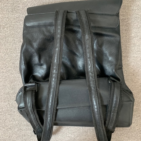 PULL&BEAR FAUX LEATHER BACKPACK - Picture 3 of 3